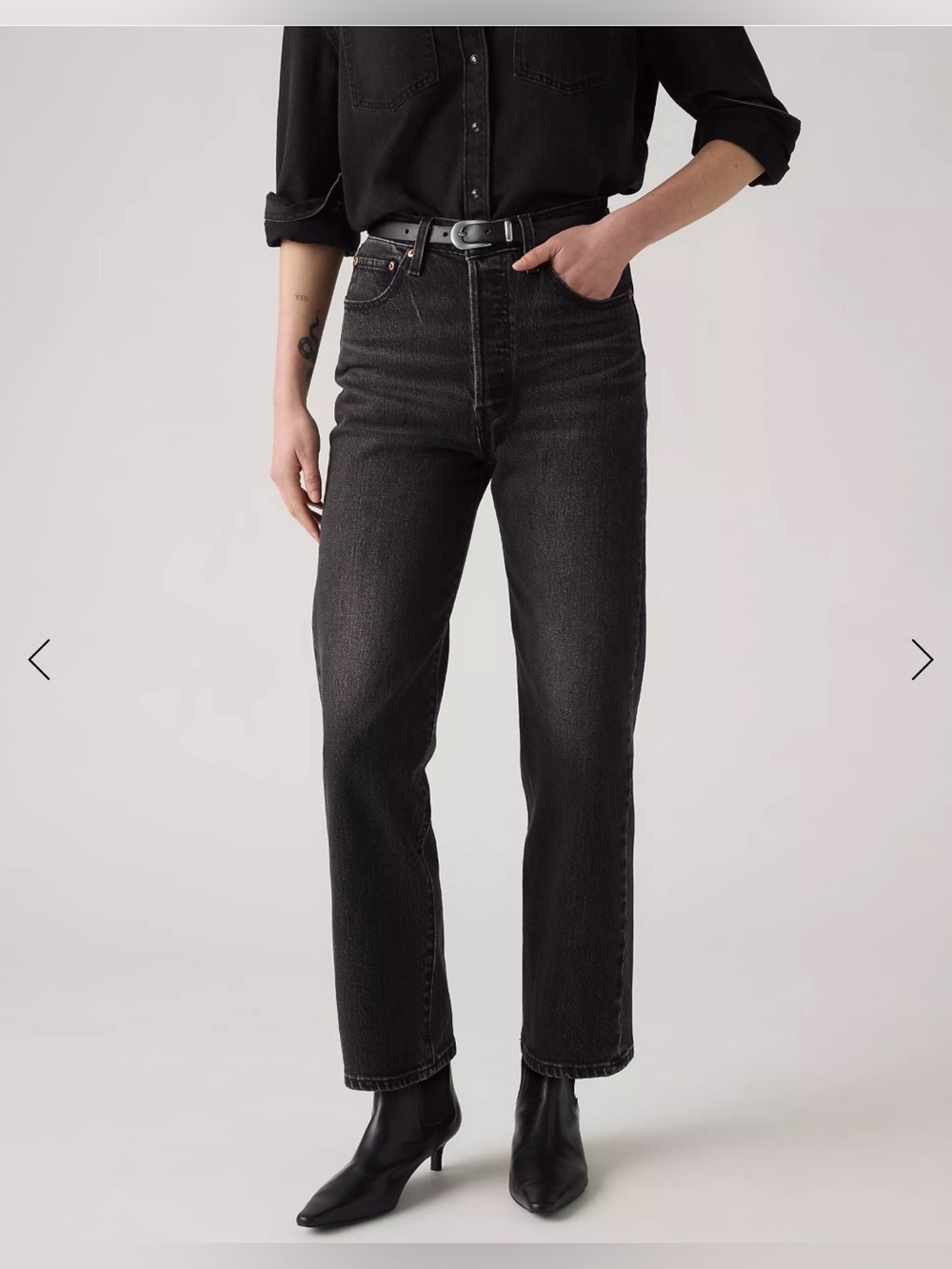 Levi’s Ribcage Straight Jean - Picture 2 of 7